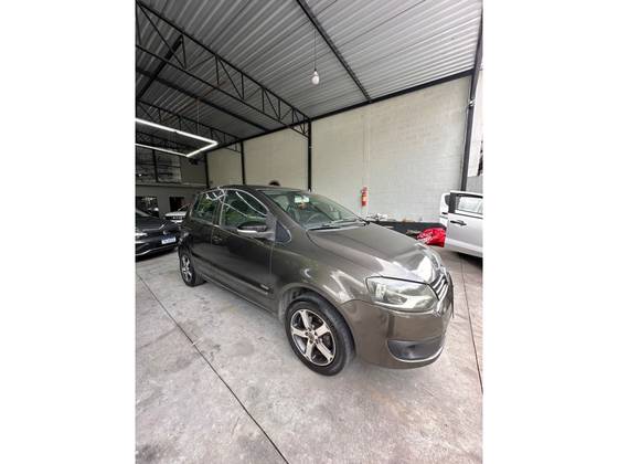 VOLKSWAGEN FOX 1.0 MI TREND 8V FLEX 4P MANUAL